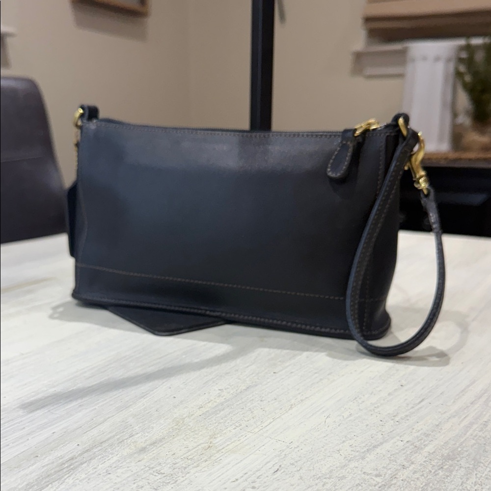 Vintage Coach SoHo Large Black Leather Wristlet Clutch- EUC